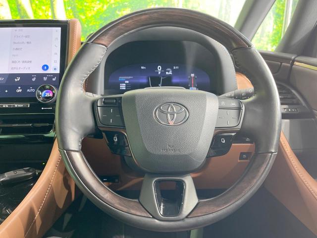 ヴェルファイアハイブリッド Z プレミア サンルーフ 両側電動ドア 後席モニター サイド・バックカメラ 衝突被害軽減システム レーダークルーズ 禁煙車 電動リアゲート レザーシート 前席シートエアコン リアシートエアコン 前後席パワーシート(12枚目)