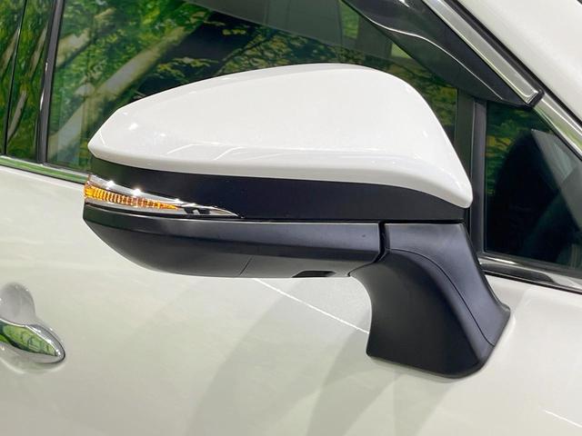 ハリアー Ｚ　レザーパッケージ　バックカメラ　衝突被害軽減システム　禁煙車　電動リアゲート　レザーシート　前席シートエアコン　コーナーセンサー　スマートキー　ＬＥＤヘッド　ＥＴＣ２．０　クルコン　純正１９インチアルミ（10枚目）