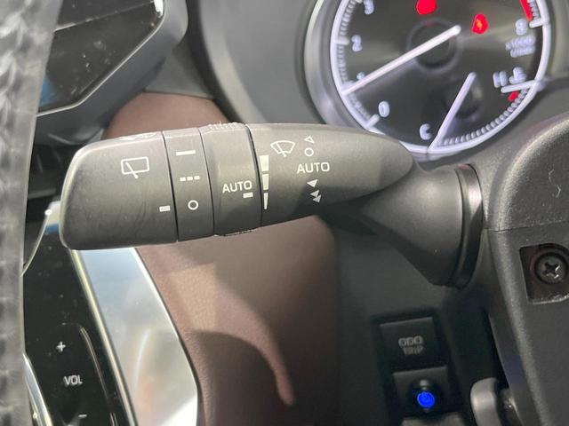 ハリアー Ｚ　レザーパッケージ　バックカメラ　衝突被害軽減システム　禁煙車　電動リアゲート　レザーシート　前席シートエアコン　コーナーセンサー　スマートキー　ＬＥＤヘッド　ＥＴＣ２．０　クルコン　純正１９インチアルミ（31枚目）