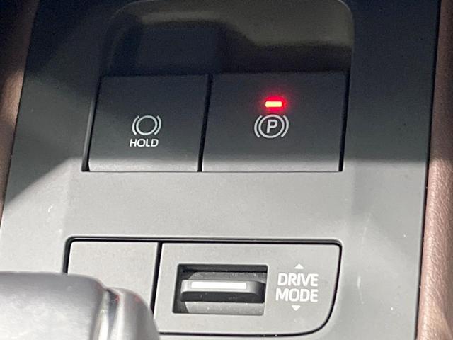 ハリアー Ｚ　レザーパッケージ　バックカメラ　衝突被害軽減システム　禁煙車　電動リアゲート　レザーシート　前席シートエアコン　コーナーセンサー　スマートキー　ＬＥＤヘッド　ＥＴＣ２．０　クルコン　純正１９インチアルミ（39枚目）