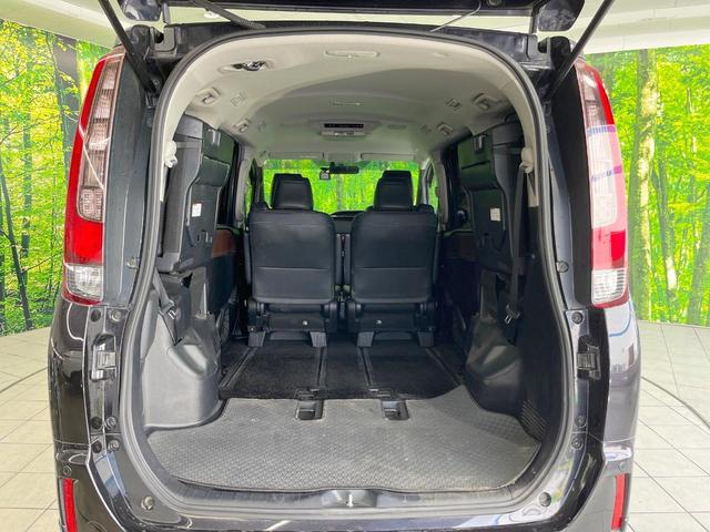 エスクァイア ハイブリッドGi 両側電動ドア 純正SDナビ バックカメラ 禁煙車 ハーフレザーシート ドラレコ コーナーセンサー スマートキー LEDヘッド ビルトインETC クルコン 純正16インチアルミ オートライト(10枚目)