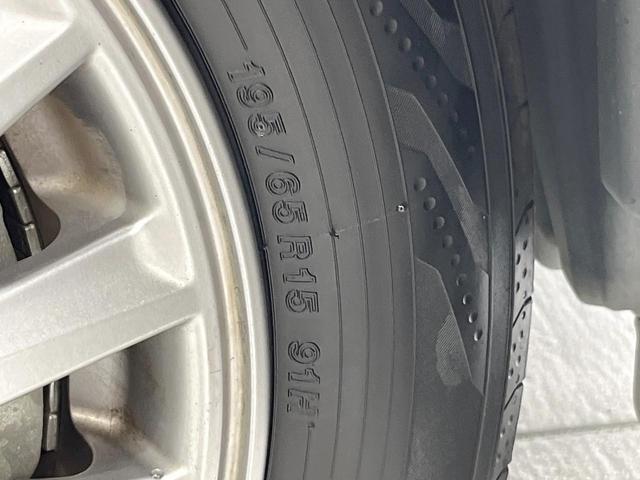 エスクァイア ハイブリッドGi 両側電動ドア 純正SDナビ バックカメラ 禁煙車 ハーフレザーシート ドラレコ コーナーセンサー スマートキー LEDヘッド ビルトインETC クルコン 純正16インチアルミ オートライト(29枚目)