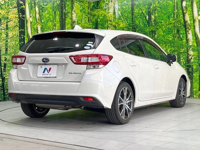 インプレッサスポーツ ２．０ｉ－Ｌアイサイト　純正ＳＤナビ　バックカメラ　衝突被害軽減システム　レーダークルーズ　禁煙車　スマートキー　ＨＩＤヘッド　ＥＴＣ　純正１７インチアルミ　オートライト　デュアルエアコン　Ｂｌｕｅｔｏｏｔｈ　ＣＤ（17枚目）