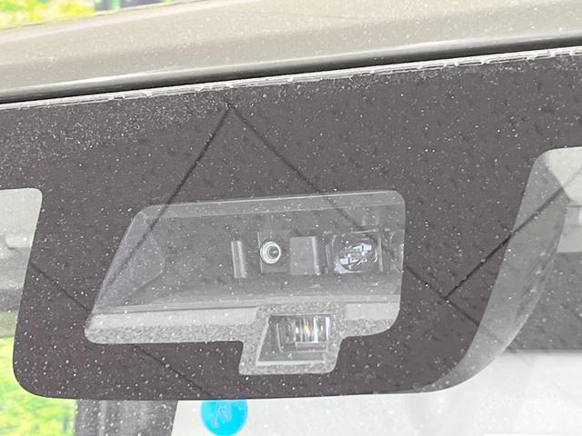 ジムニー ＸＣ　４ＷＤ　ＭＴ車　ＳＤナビ　バックカメラ　衝突被害軽減システム　禁煙車　スマートキー　ＬＥＤヘッド　ＥＴＣ　クルコン　純正１６インチアルミ　オートライト　デュアルエアコン　Ｂｌｕｅｔｏｏｔｈ　ＣＤ（5枚目）