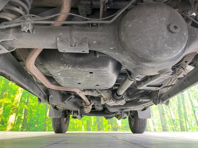 ジムニー ＸＣ　４ＷＤ　ＭＴ車　ＳＤナビ　バックカメラ　衝突被害軽減システム　禁煙車　スマートキー　ＬＥＤヘッド　ＥＴＣ　クルコン　純正１６インチアルミ　オートライト　デュアルエアコン　Ｂｌｕｅｔｏｏｔｈ　ＣＤ（19枚目）