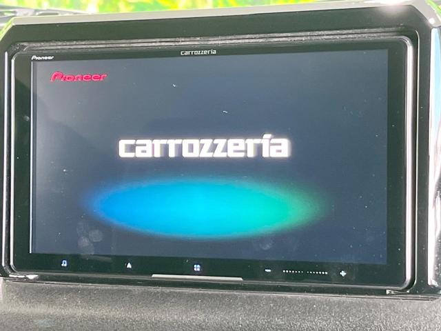 ジムニー ＸＣ　４ＷＤ　ＳＤナビ　バックカメラ　衝突被害軽減システム　禁煙車　スマートキー　ＬＥＤヘッド　ビルトインＥＴＣ　クルコン　純正１６インチアルミ　車線逸脱警報　オートライト　オートエアコン（3枚目）