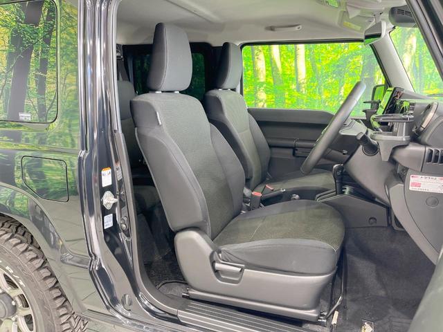 ジムニー ＸＣ　４ＷＤ　ＳＤナビ　バックカメラ　衝突被害軽減システム　禁煙車　スマートキー　ＬＥＤヘッド　ビルトインＥＴＣ　クルコン　純正１６インチアルミ　車線逸脱警報　オートライト　オートエアコン（8枚目）