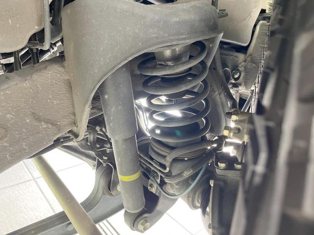 ジムニー ＸＣ　４ＷＤ　ＳＤナビ　バックカメラ　衝突被害軽減システム　禁煙車　スマートキー　ＬＥＤヘッド　ビルトインＥＴＣ　クルコン　純正１６インチアルミ　車線逸脱警報　オートライト　オートエアコン（21枚目）