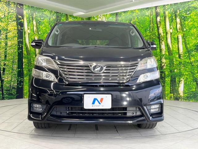 ヴェルファイア ２．４Ｚ　プラチナセレクションＩＩ　両側電動ドア　後席モニター　バックカメラ　禁煙車　コーナーセンサー　スマートキー　ＨＩＤヘッド　ビルトインＥＴＣ　純正１８インチアルミ　オートライト　デュアルエアコン　リアエアコン（13枚目）
