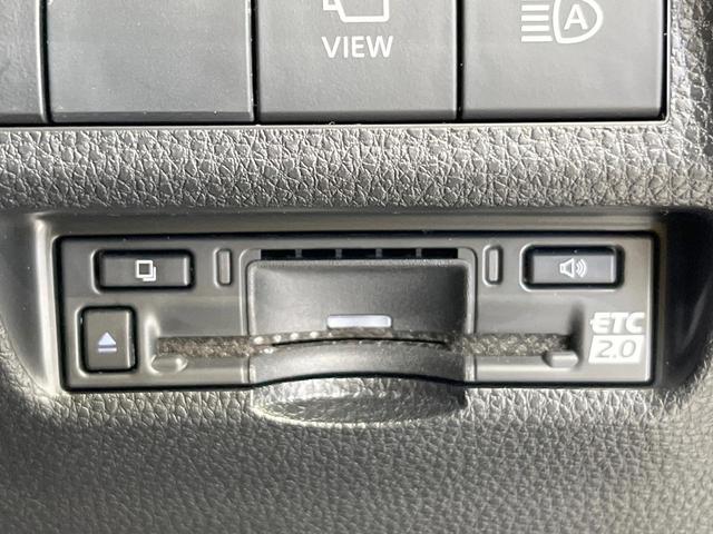 ＲＡＶ４ Ｇ　Ｚパッケージ　４ＷＤ　全周囲カメラ　衝突被害軽減システム　レーダークルーズ　禁煙車　電動リアゲート　ハーフレザーシート　パワーシート　ドラレコ　コーナーセンサー　スマートキー　ＬＥＤヘッド　ビルトインＥＴＣ（7枚目）