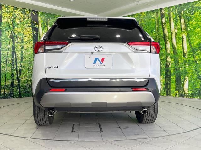 ＲＡＶ４ Ｇ　Ｚパッケージ　４ＷＤ　全周囲カメラ　衝突被害軽減システム　レーダークルーズ　禁煙車　電動リアゲート　ハーフレザーシート　パワーシート　ドラレコ　コーナーセンサー　スマートキー　ＬＥＤヘッド　ビルトインＥＴＣ（15枚目）