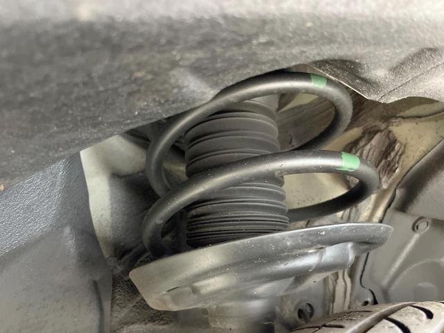 ＲＡＶ４ Ｇ　Ｚパッケージ　４ＷＤ　全周囲カメラ　衝突被害軽減システム　レーダークルーズ　禁煙車　電動リアゲート　ハーフレザーシート　パワーシート　ドラレコ　コーナーセンサー　スマートキー　ＬＥＤヘッド　ビルトインＥＴＣ（28枚目）