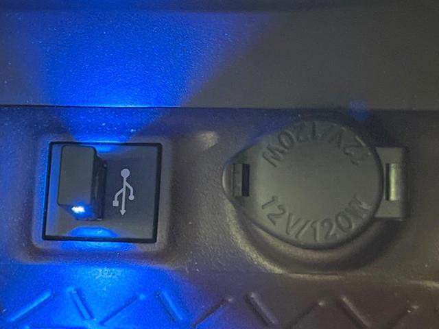 ＲＡＶ４ Ｇ　Ｚパッケージ　４ＷＤ　全周囲カメラ　衝突被害軽減システム　レーダークルーズ　禁煙車　電動リアゲート　ハーフレザーシート　パワーシート　ドラレコ　コーナーセンサー　スマートキー　ＬＥＤヘッド　ビルトインＥＴＣ（46枚目）