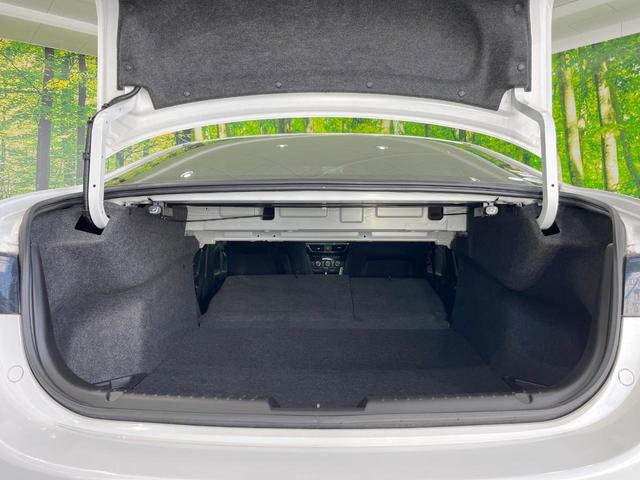 アテンザセダン ２０Ｓ　純正ＳＤナビ　バックカメラ　禁煙車　スマートキー　ＨＩＤヘッド　クルコン　純正１９インチアルミ　オートライト　デュアルエアコン　Ｂｌｕｅｔｏｏｔｈ　ＣＤ　ＤＶＤ再生　フルセグ　パドルシフト（10枚目）