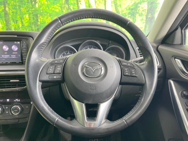 アテンザセダン ２０Ｓ　純正ＳＤナビ　バックカメラ　禁煙車　スマートキー　ＨＩＤヘッド　クルコン　純正１９インチアルミ　オートライト　デュアルエアコン　Ｂｌｕｅｔｏｏｔｈ　ＣＤ　ＤＶＤ再生　フルセグ　パドルシフト（11枚目）