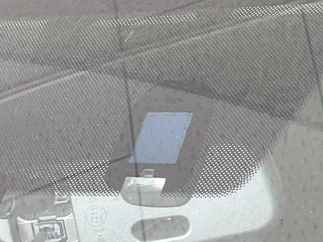 アテンザセダン ２０Ｓ　純正ＳＤナビ　バックカメラ　禁煙車　スマートキー　ＨＩＤヘッド　クルコン　純正１９インチアルミ　オートライト　デュアルエアコン　Ｂｌｕｅｔｏｏｔｈ　ＣＤ　ＤＶＤ再生　フルセグ　パドルシフト（25枚目）