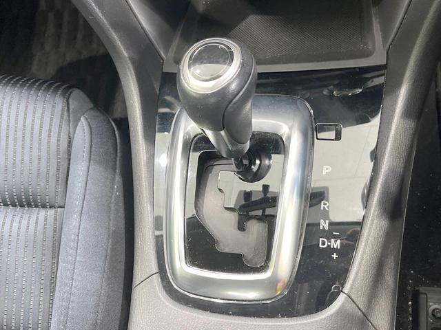 アテンザセダン ２０Ｓ　純正ＳＤナビ　バックカメラ　禁煙車　スマートキー　ＨＩＤヘッド　クルコン　純正１９インチアルミ　オートライト　デュアルエアコン　Ｂｌｕｅｔｏｏｔｈ　ＣＤ　ＤＶＤ再生　フルセグ　パドルシフト（42枚目）