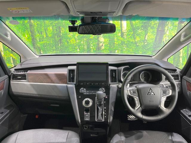 デリカＤ：５ Ｐ　４ＷＤ　ディーゼル（軽油）　両側電動ドア　純正ＳＤナビ　全周囲カメラ　衝突被害軽減システム　レーダークルーズ　電動リアゲート　パワーシート　ドラレコ　スマートキー　ＬＥＤヘッド　ビルトインＥＴＣ（2枚目）
