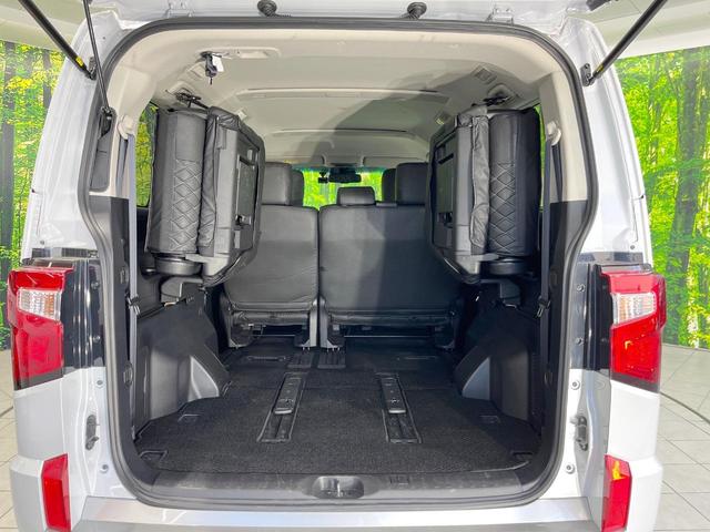 デリカＤ：５ Ｐ　４ＷＤ　ディーゼル（軽油）　両側電動ドア　純正ＳＤナビ　全周囲カメラ　衝突被害軽減システム　レーダークルーズ　電動リアゲート　パワーシート　ドラレコ　スマートキー　ＬＥＤヘッド　ビルトインＥＴＣ（11枚目）