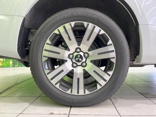 デリカＤ：５ Ｐ　４ＷＤ　ディーゼル（軽油）　両側電動ドア　純正ＳＤナビ　全周囲カメラ　衝突被害軽減システム　レーダークルーズ　電動リアゲート　パワーシート　ドラレコ　スマートキー　ＬＥＤヘッド　ビルトインＥＴＣ（30枚目）