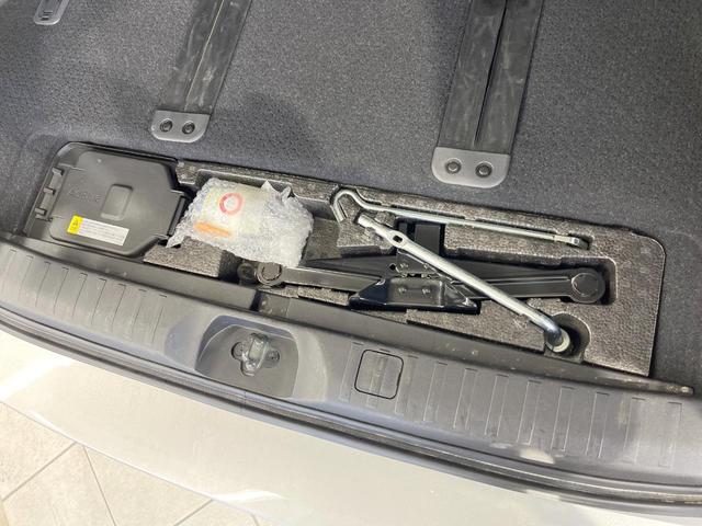 デリカＤ：５ Ｐ　４ＷＤ　ディーゼル（軽油）　両側電動ドア　純正ＳＤナビ　全周囲カメラ　衝突被害軽減システム　レーダークルーズ　電動リアゲート　パワーシート　ドラレコ　スマートキー　ＬＥＤヘッド　ビルトインＥＴＣ（61枚目）