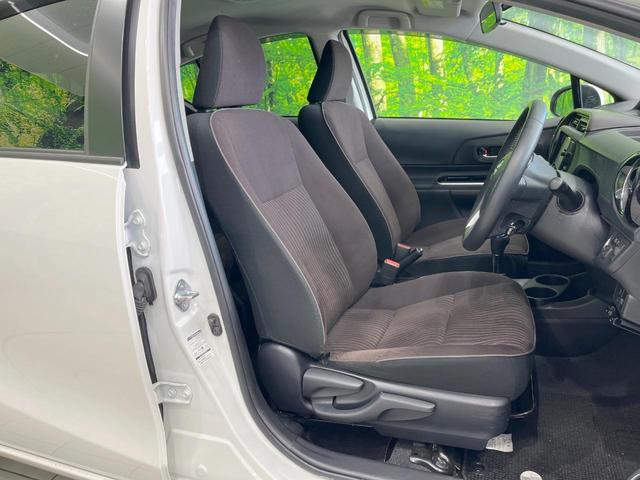 アクア Ｇ　純正ＳＤナビ　バックカメラ　衝突被害軽減システム　禁煙車　スマートキー　ＥＴＣ　クルコン　オートハイビーム　オートエアコン　Ｂｌｕｅｔｏｏｔｈ　ＣＤ　ＤＶＤ再生　フルセグ（8枚目）