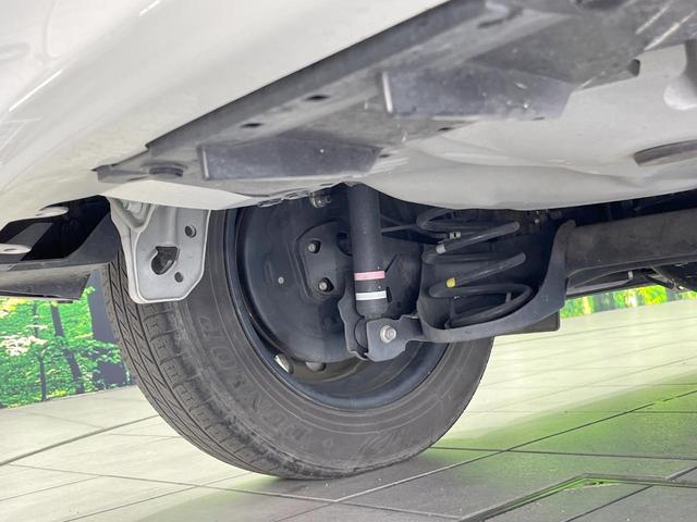 アクア Ｇ　純正ＳＤナビ　バックカメラ　衝突被害軽減システム　禁煙車　スマートキー　ＥＴＣ　クルコン　オートハイビーム　オートエアコン　Ｂｌｕｅｔｏｏｔｈ　ＣＤ　ＤＶＤ再生　フルセグ（20枚目）