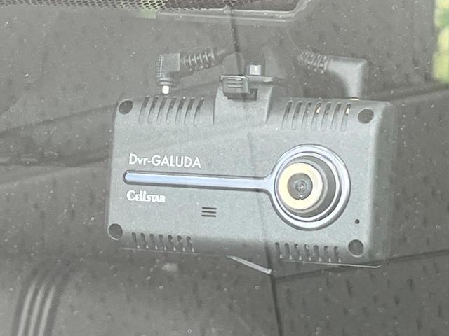 アクア クロスオーバー　グラム　純正ＳＤナビ　バックカメラ　衝突被害軽減システム　禁煙車　ハーフレザーシート　ドラレコ　コーナーセンサー　スマートキー　ビルトインＥＴＣ　純正１６インチアルミ　オートライト　オートエアコン（6枚目）