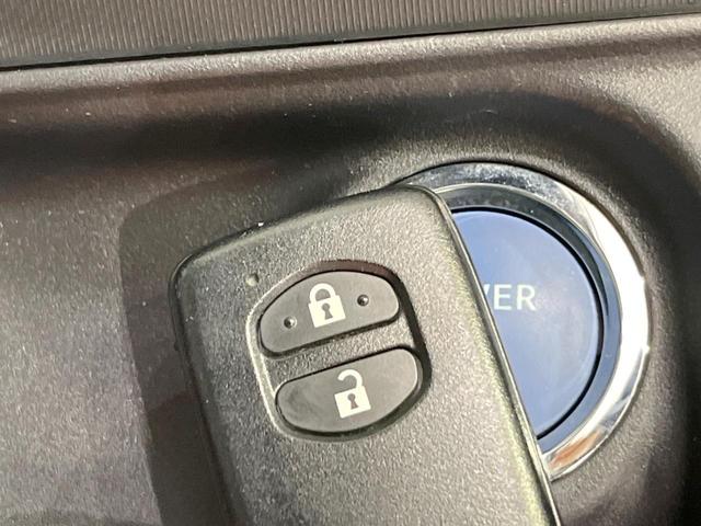 アクア クロスオーバー　グラム　純正ＳＤナビ　バックカメラ　衝突被害軽減システム　禁煙車　ハーフレザーシート　ドラレコ　コーナーセンサー　スマートキー　ビルトインＥＴＣ　純正１６インチアルミ　オートライト　オートエアコン（40枚目）