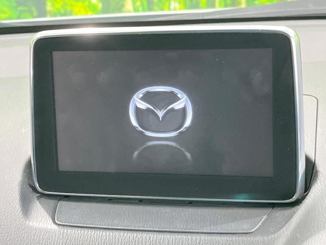 �y�����i�r�z�l�C�̏����i�r�𑕔����Ă���܂��B�i�r�̎g���₷���͂������A�I�[�f�B�I�@�\���[���I�L�����v�◷�s�͂������A�ʋ΂┃�����ȂǕ��i�̃h���C�u���y�����Ȃ�͂���