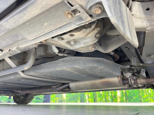 ノア ハイブリッドＳｉ　ダブルバイビーＩＩＩ　両側電動ドア　純正ＳＤナビ　後席モニター　バックカメラ　衝突被害軽減システム　禁煙車　ハーフレザーシート　ドラレコ　コーナーセンサー　スマートキー　ＬＥＤヘッド　ビルトインＥＴＣ　クルコン（31枚目）