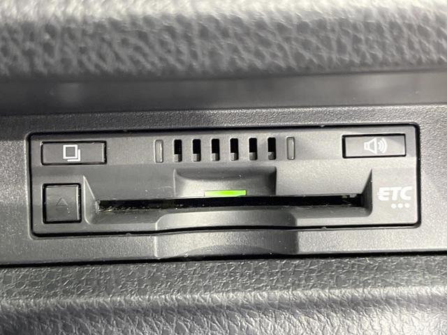 ノア ハイブリッドＳｉ　ダブルバイビーＩＩＩ　両側電動ドア　純正ＳＤナビ　後席モニター　バックカメラ　衝突被害軽減システム　禁煙車　ハーフレザーシート　ドラレコ　コーナーセンサー　スマートキー　ＬＥＤヘッド　ビルトインＥＴＣ　クルコン（43枚目）