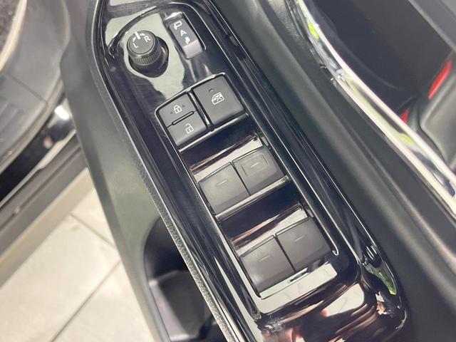 ノア ハイブリッドＳｉ　ダブルバイビーＩＩＩ　両側電動ドア　純正ＳＤナビ　後席モニター　バックカメラ　衝突被害軽減システム　禁煙車　ハーフレザーシート　ドラレコ　コーナーセンサー　スマートキー　ＬＥＤヘッド　ビルトインＥＴＣ　クルコン（53枚目）