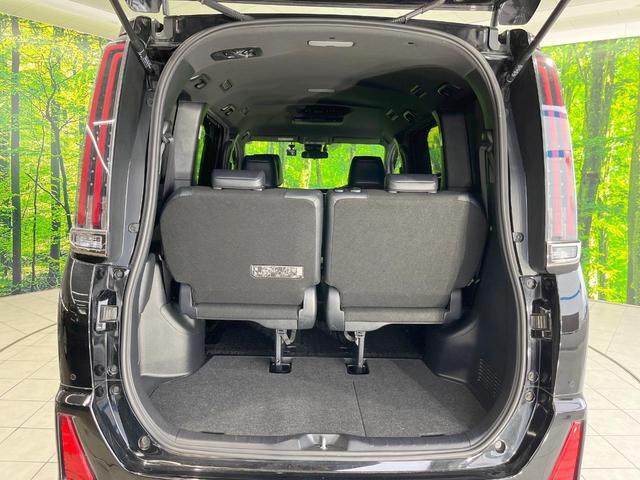 ノア ハイブリッドＳｉ　ダブルバイビーＩＩＩ　両側電動ドア　純正ＳＤナビ　後席モニター　バックカメラ　衝突被害軽減システム　禁煙車　ハーフレザーシート　ドラレコ　コーナーセンサー　スマートキー　ＬＥＤヘッド　ビルトインＥＴＣ　クルコン（60枚目）