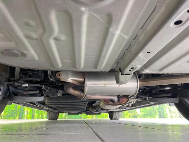 ヴォクシー ＺＳ　煌　両側電動ドア　純正ＳＤナビ　後席モニター　バックカメラ　衝突被害軽減システム　スマートキー　ＬＥＤヘッド　ビルトインＥＴＣ　クルコン　純正１６インチアルミ　オートハイビーム　車線逸脱警報（20枚目）