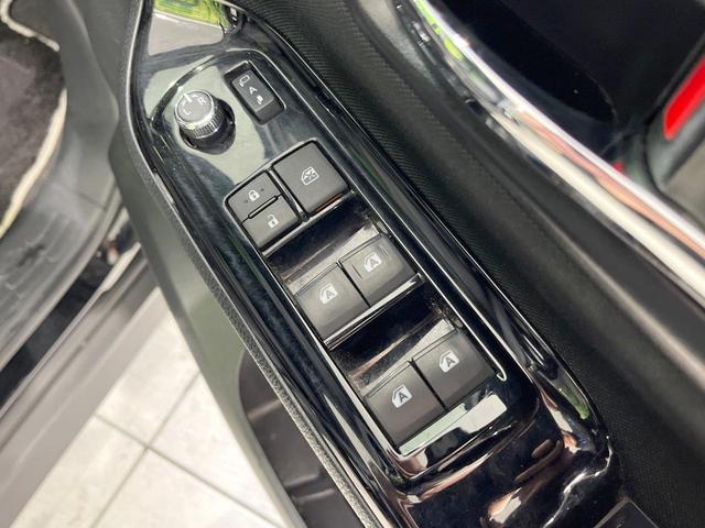 ヴォクシー ＺＳ　煌　両側電動ドア　純正ＳＤナビ　後席モニター　バックカメラ　衝突被害軽減システム　スマートキー　ＬＥＤヘッド　ビルトインＥＴＣ　クルコン　純正１６インチアルミ　オートハイビーム　車線逸脱警報（51枚目）