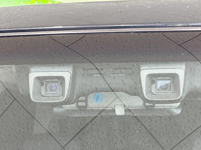 スペーシアカスタムＺ ターボ　両側電動ドア　ＳＤナビ　バックカメラ　衝突被害軽減システム　禁煙車　シートヒーター　スマートキー　ＨＩＤヘッド　クルコン　純正１５インチアルミ　車線逸脱警報　オートライト　オートエアコン（3枚目）