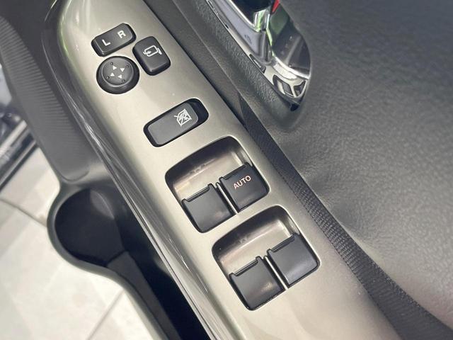 スペーシアカスタムＺ ターボ　両側電動ドア　ＳＤナビ　バックカメラ　衝突被害軽減システム　禁煙車　シートヒーター　スマートキー　ＨＩＤヘッド　クルコン　純正１５インチアルミ　車線逸脱警報　オートライト　オートエアコン（47枚目）