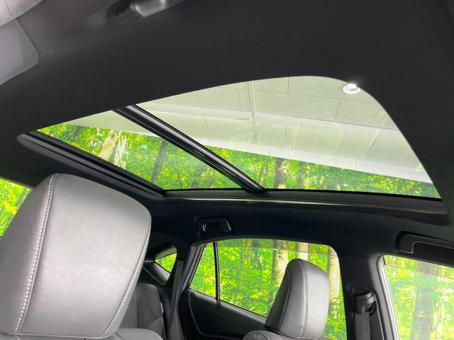 ハリアー プレミアム　スタイルノアール　サンルーフ　ＳＤナビ　バックカメラ　衝突被害軽減システム　レーダークルーズ　禁煙車　電動リアゲート　パワーシート　コーナーセンサー　スマートキー　ＬＥＤヘッド　ビルトインＥＴＣ　純正１８インチアルミ（4枚目）