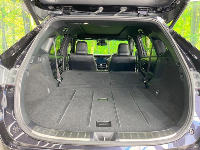 ハリアー プレミアム　スタイルノアール　サンルーフ　ＳＤナビ　バックカメラ　衝突被害軽減システム　レーダークルーズ　禁煙車　電動リアゲート　パワーシート　コーナーセンサー　スマートキー　ＬＥＤヘッド　ビルトインＥＴＣ　純正１８インチアルミ（12枚目）