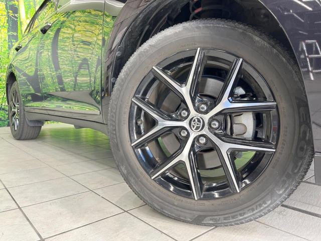 ハリアー プレミアム　スタイルノアール　サンルーフ　ＳＤナビ　バックカメラ　衝突被害軽減システム　レーダークルーズ　禁煙車　電動リアゲート　パワーシート　コーナーセンサー　スマートキー　ＬＥＤヘッド　ビルトインＥＴＣ　純正１８インチアルミ（14枚目）