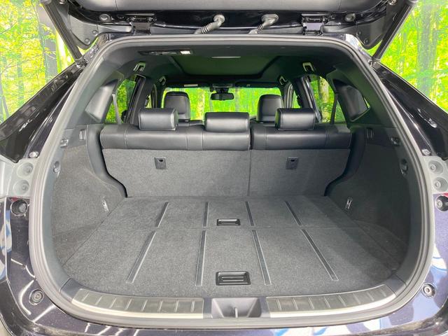 ハリアー プレミアム　スタイルノアール　サンルーフ　ＳＤナビ　バックカメラ　衝突被害軽減システム　レーダークルーズ　禁煙車　電動リアゲート　パワーシート　コーナーセンサー　スマートキー　ＬＥＤヘッド　ビルトインＥＴＣ　純正１８インチアルミ（58枚目）