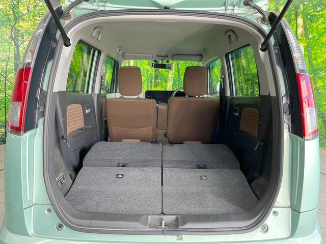 ���i�̂���������ʋ΁A���}���ɏ\���ȉ׎��X�y�[�X���m�ۂ��Ă���܂��B�Z�J���h�V�[�g��|���ƁA�傫�ȉו��̐ύڂ��\�ł���