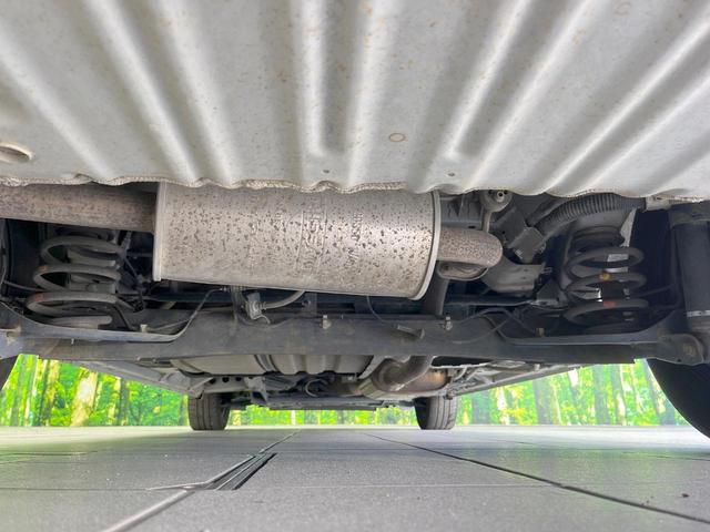 セレナ Ｘ　電動スライドドア　ＨＤＤナビ　後席モニター　全周囲カメラ　衝突被害軽減システム　レーダークルーズ　禁煙車　コーナーセンサー　スマートキー　ビルトインＥＴＣ　純正１５インチアルミ　オートライト（19枚目）