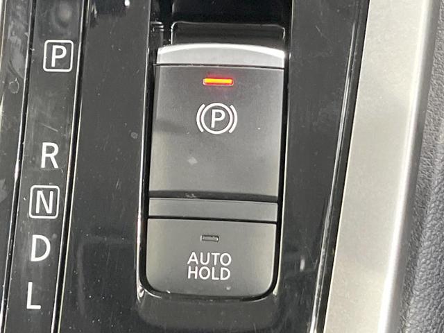 セレナ Ｘ　電動スライドドア　ＨＤＤナビ　後席モニター　全周囲カメラ　衝突被害軽減システム　レーダークルーズ　禁煙車　コーナーセンサー　スマートキー　ビルトインＥＴＣ　純正１５インチアルミ　オートライト（45枚目）