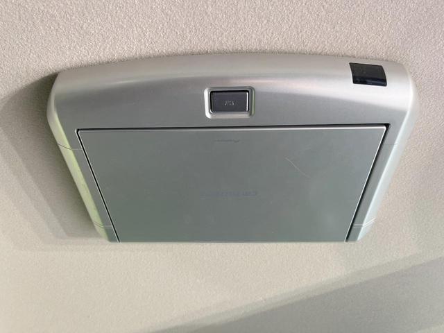 セレナ Ｘ　電動スライドドア　ＨＤＤナビ　後席モニター　全周囲カメラ　衝突被害軽減システム　レーダークルーズ　禁煙車　コーナーセンサー　スマートキー　ビルトインＥＴＣ　純正１５インチアルミ　オートライト（58枚目）