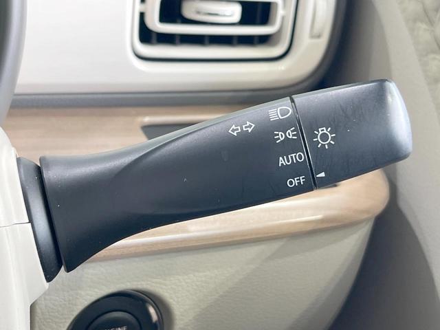 アルトラパン Ｘ　純正ＳＤナビ　全周囲カメラ　衝突被害軽減システム　禁煙車　シートヒーター　コーナーセンサー　スマートキー　ＨＩＤヘッド　純正１４インチアルミ　車線逸脱警報　オートライト　オートエアコン（50枚目）