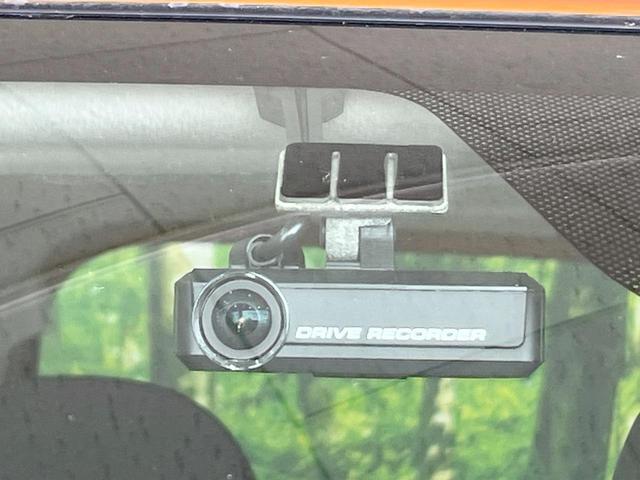 デイズ ハイウェイスター　Ｘ　純正７インチナビ　全周囲カメラ　衝突被害軽減システム　禁煙車　ドラレコ　スマートキー　ＨＩＤヘッド　ＥＴＣ　純正１４インチアルミ　車線逸脱警報　オートライト　オートエアコン　Ｂｌｕｅｔｏｏｔｈ　ＣＤ（6枚目）
