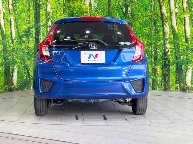 フィット １３Ｇ・Ｌパッケージ　純正ＳＤナビ　バックカメラ　衝突被害軽減システム　禁煙車　スマートキー　ＬＥＤヘッド　ＥＴＣ　オートライト　オートエアコン　Ｂｌｕｅｔｏｏｔｈ　ＣＤ　ＤＶＤ再生　フルセグ（15枚目）