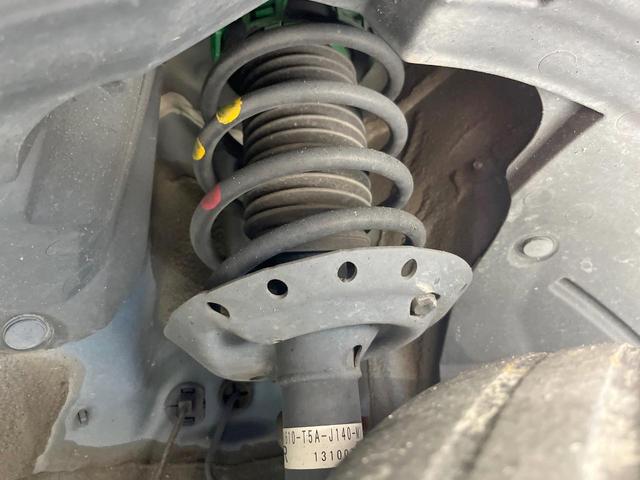 フィット １３Ｇ・Ｌパッケージ　純正ＳＤナビ　バックカメラ　衝突被害軽減システム　禁煙車　スマートキー　ＬＥＤヘッド　ＥＴＣ　オートライト　オートエアコン　Ｂｌｕｅｔｏｏｔｈ　ＣＤ　ＤＶＤ再生　フルセグ（21枚目）